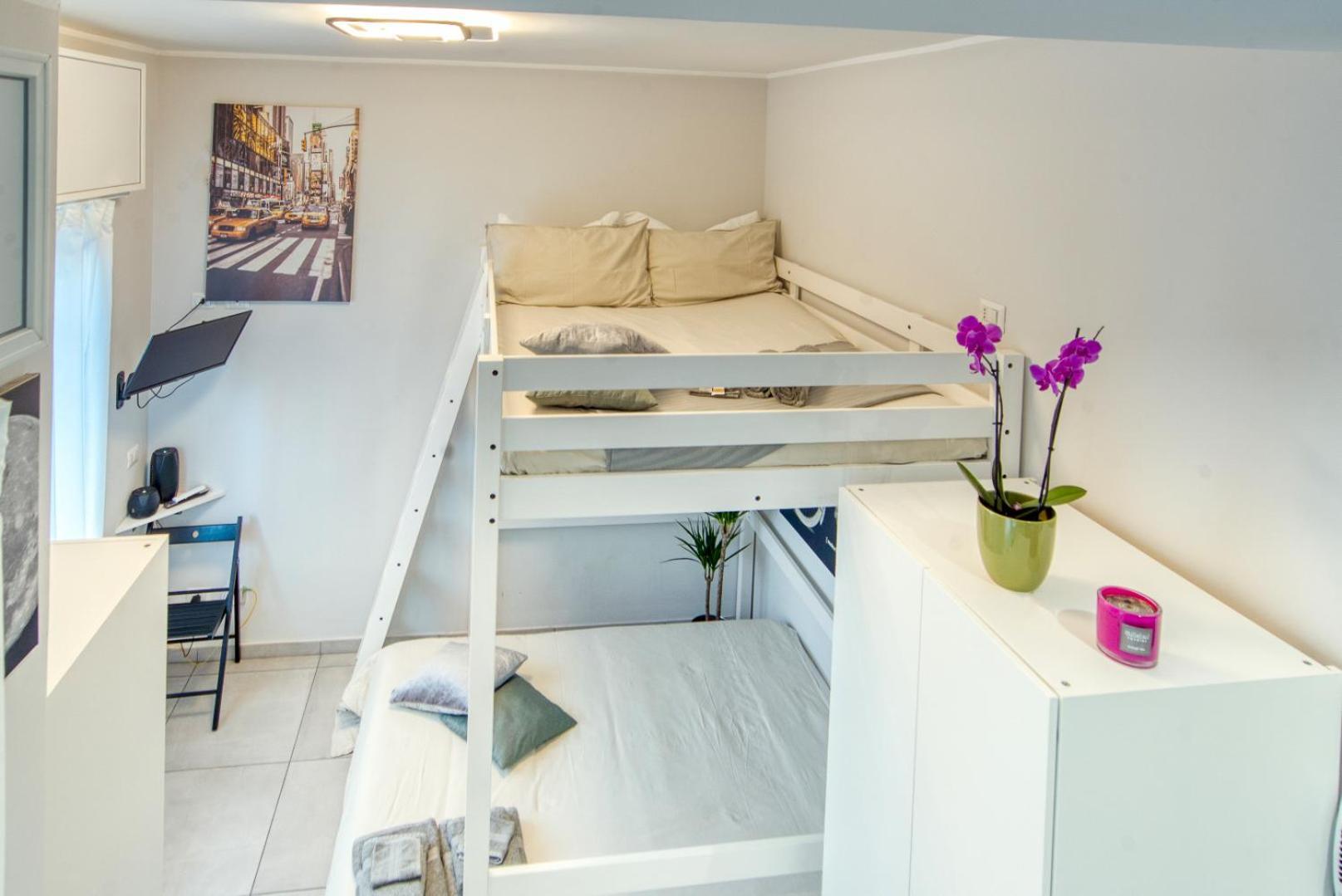 Apartment Monfalcone 38 Boutique Milan